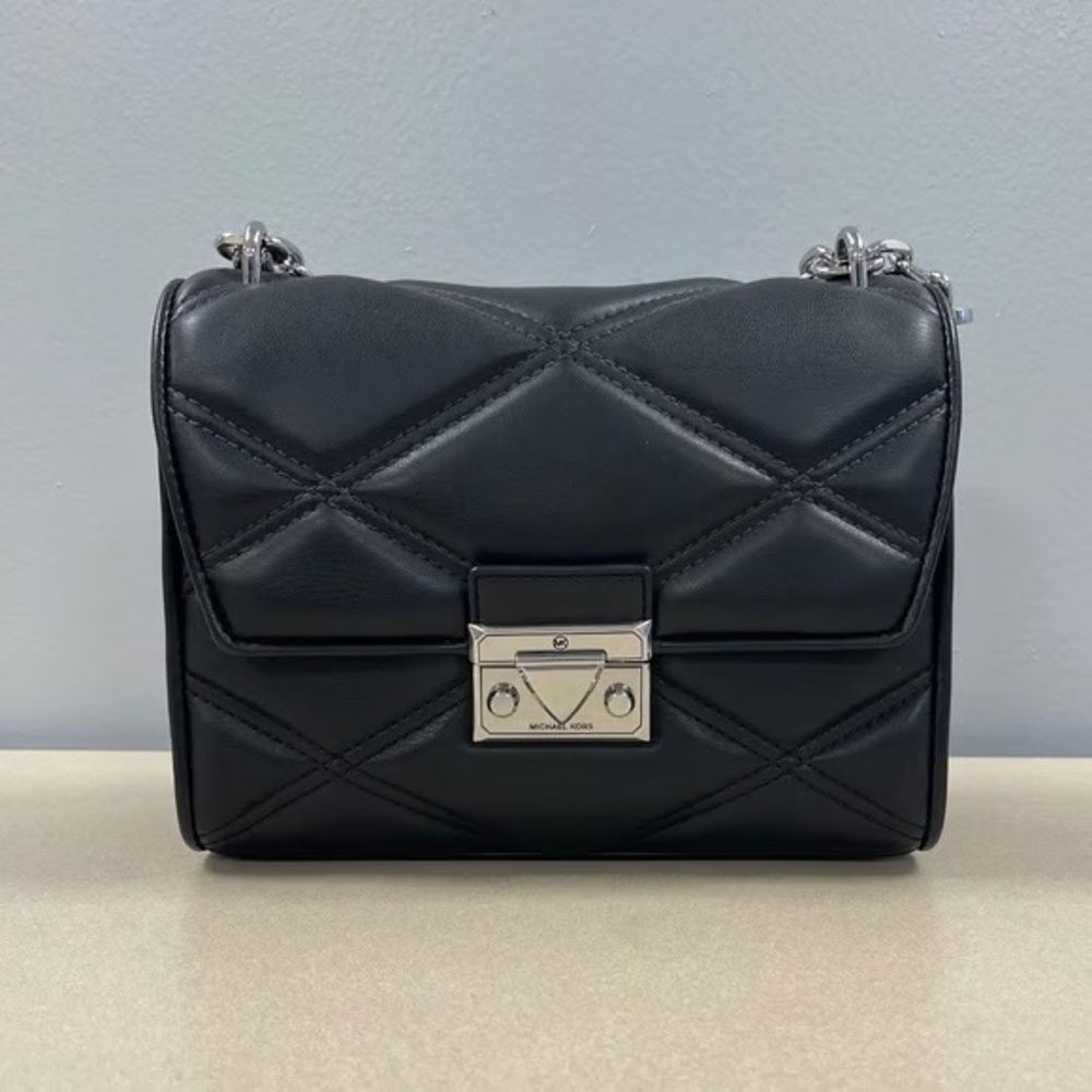 NWT Michael Kors Serena Small Quilted Crossbody Bag - Picture 3 of 3